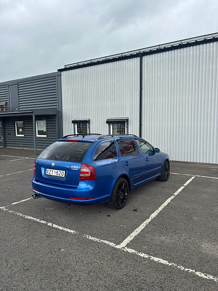 Skoda Octavia 3 of 7
