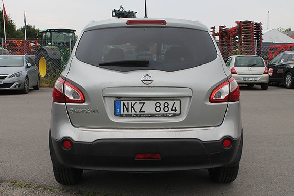Nissan Qashqai+2 5 of 9