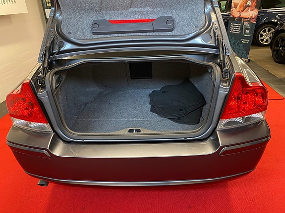 Volvo S60 6 of 22