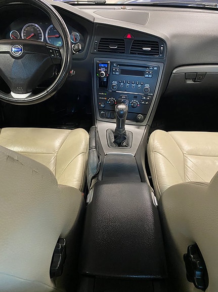 Volvo S60 21 of 22