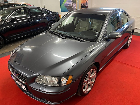 Volvo S60 4 of 22
