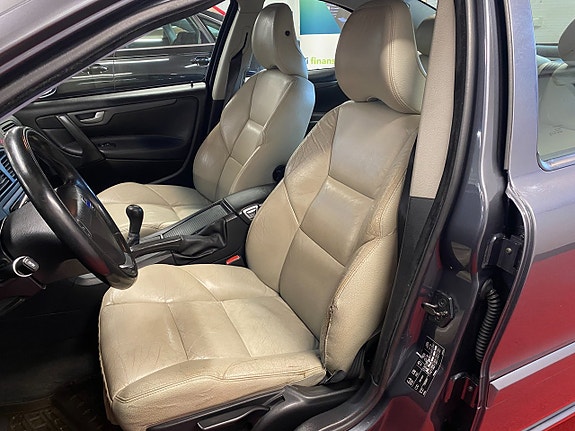 Volvo S60 10 of 22