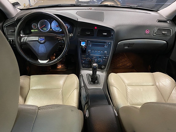 Volvo S60 16 of 22