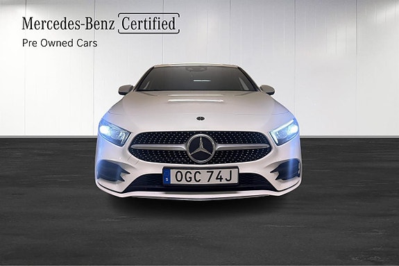 Mercedes-Benz A220 2 of 20
