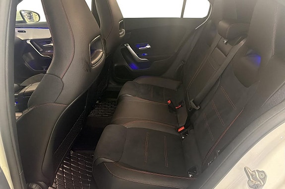 Mercedes-Benz A220 14 of 20