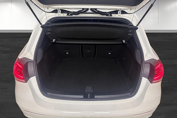 Mercedes-Benz A220 8 of 20