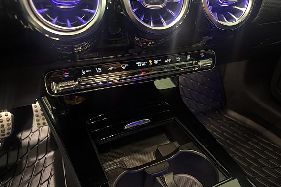 Mercedes-Benz A220 15 of 20