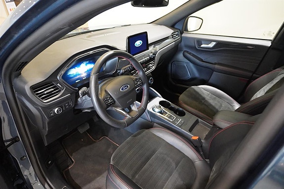 Ford Kuga 9 of 15