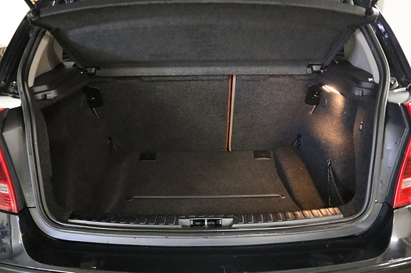 BMW 118d 14 of 19