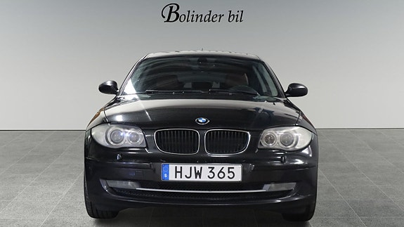 BMW 118d 2 of 19