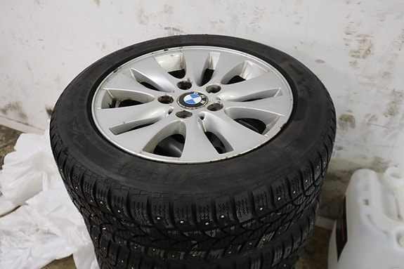 BMW 118d 15 of 19