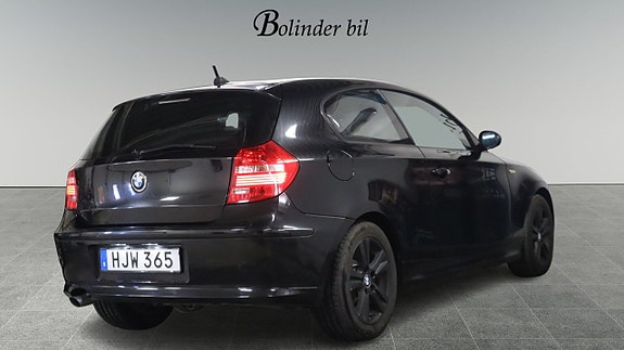 BMW 118d 6 of 19