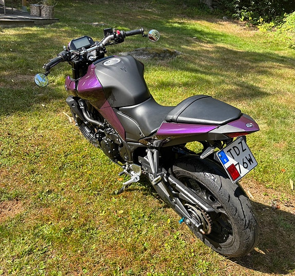 Yamaha MT-03 3 of 5