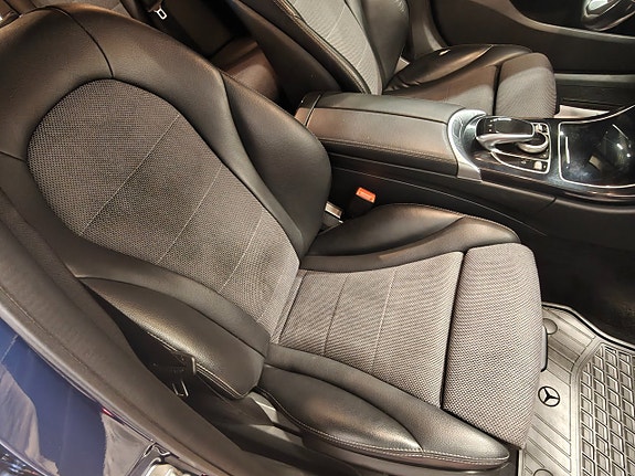 Mercedes-Benz C30 15 of 19
