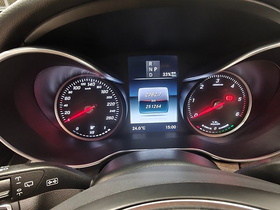 Mercedes-Benz C30 16 of 19