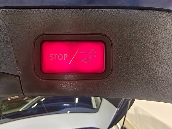 Mercedes-Benz C30 13 of 19