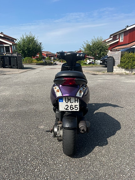 Piaggio Zip 4 of 9