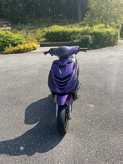 Piaggio Zip 8 of 9