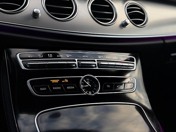 Mercedes-Benz E220 d 17 of 27