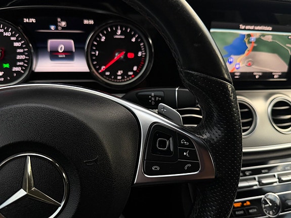 Mercedes-Benz E220 d 25 of 27
