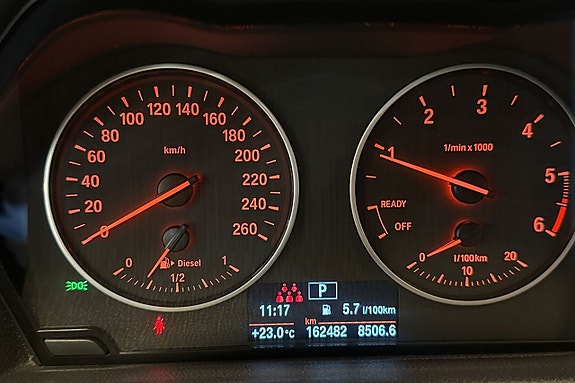 BMW 220d 13 of 15