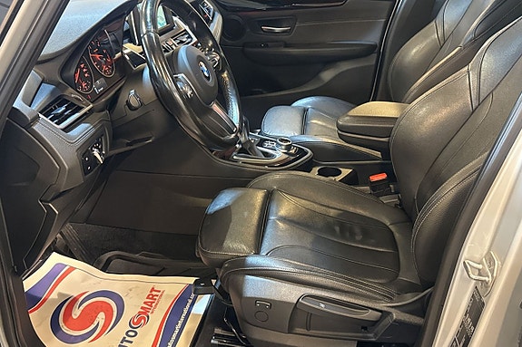 BMW 220d 14 of 15