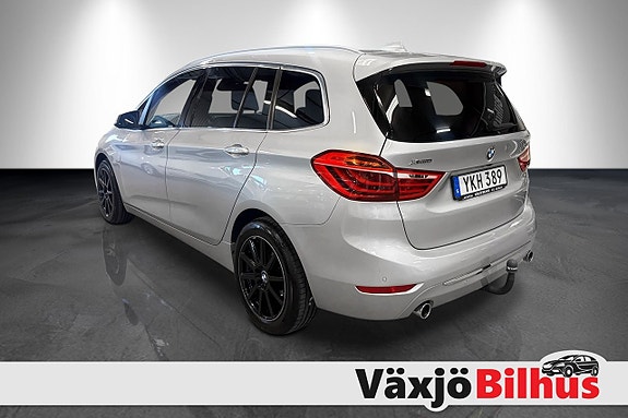 BMW 220d 4 of 15