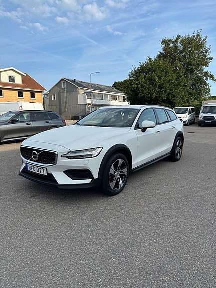Volvo V60 Cross Country