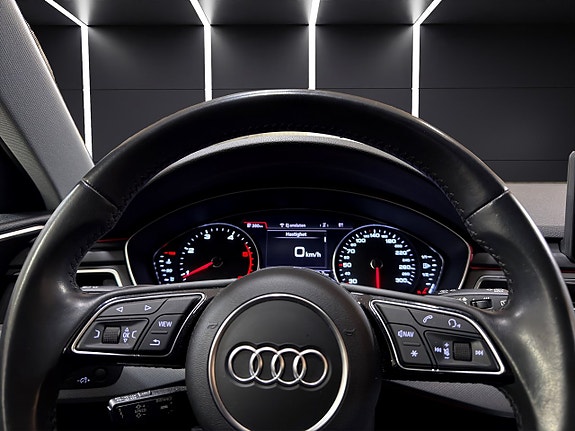 Audi A4 25 of 30