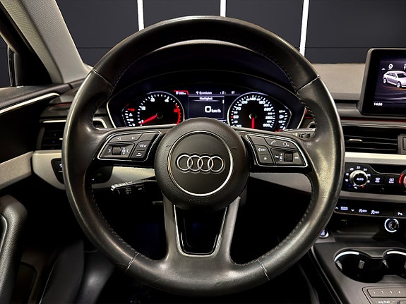 Audi A4 24 of 30