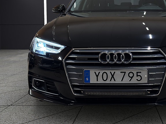 Audi A4 10 of 30