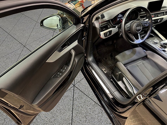 Audi A4 18 of 30