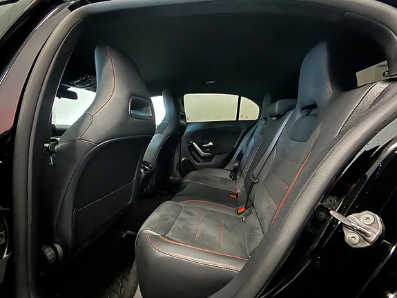 Mercedes-Benz A180 15 of 17