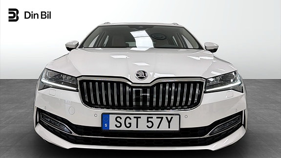 Skoda Superb 4 of 12