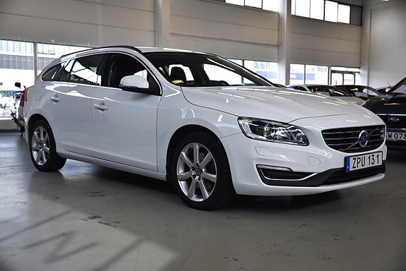 Volvo V60 2 of 13
