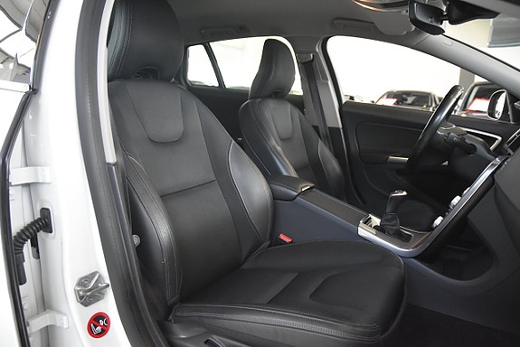 Volvo V60 9 of 13