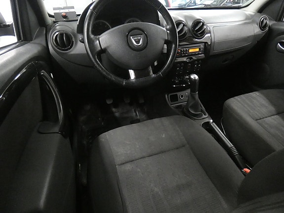 Dacia Duster 7 of 16