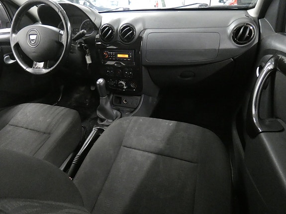 Dacia Duster 13 of 16
