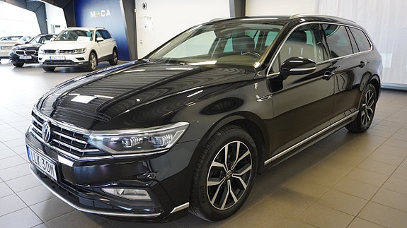 Volkswagen Passat 7 of 23