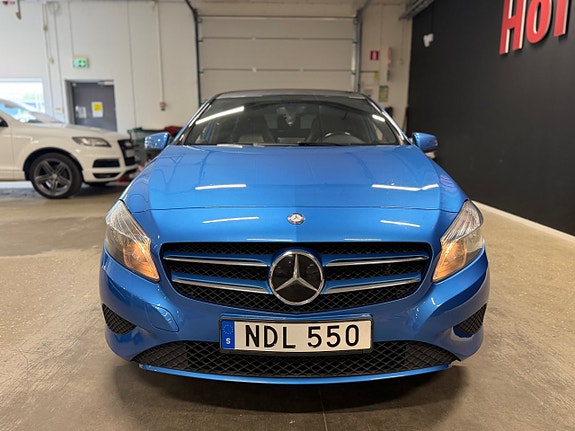 Mercedes-Benz A180 9 of 19