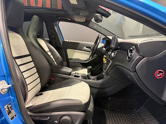 Mercedes-Benz A180 11 of 19