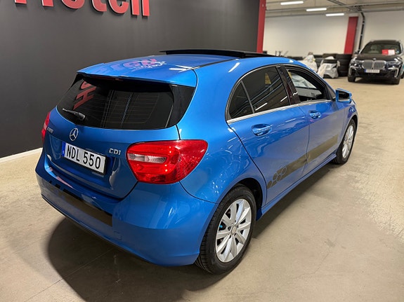 Mercedes-Benz A180 3 of 19