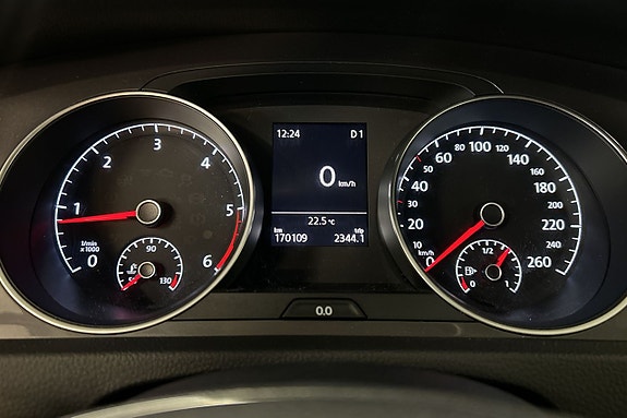 Volkswagen Golf Alltrack 29 of 29