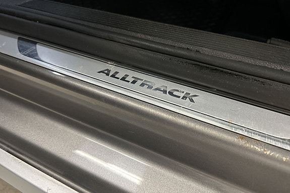 Volkswagen Golf Alltrack 21 of 29