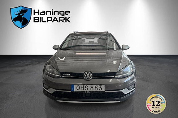 Volkswagen Golf Alltrack 3 of 29