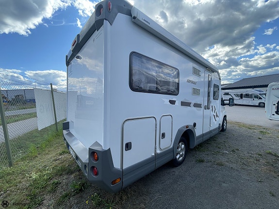 Weinsberg 650 Mf IMP. R55 | ALDE VÄRME | STORA MOTORN | B-KÖRKORT 3 of 20
