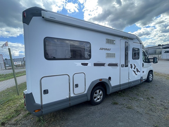 Weinsberg 650 Mf IMP. R55 | ALDE VÄRME | STORA MOTORN | B-KÖRKORT 2 of 20