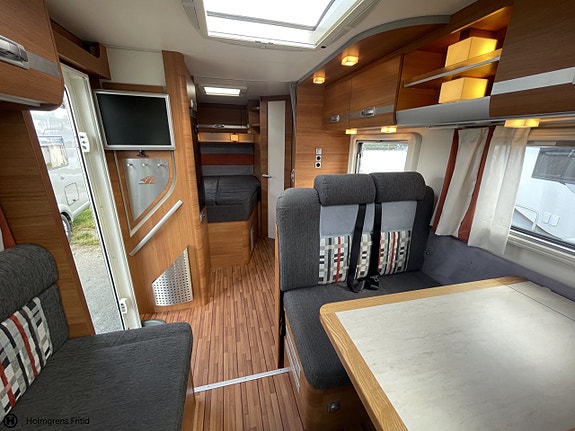 Weinsberg 650 Mf IMP. R55 | ALDE VÄRME | STORA MOTORN | B-KÖRKORT 10 of 20