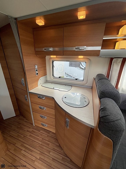 Weinsberg 650 Mf IMP. R55 | ALDE VÄRME | STORA MOTORN | B-KÖRKORT 12 of 20