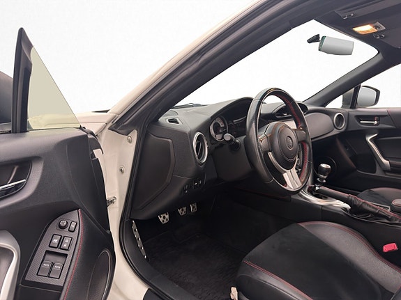 Toyota GT86 10 of 25